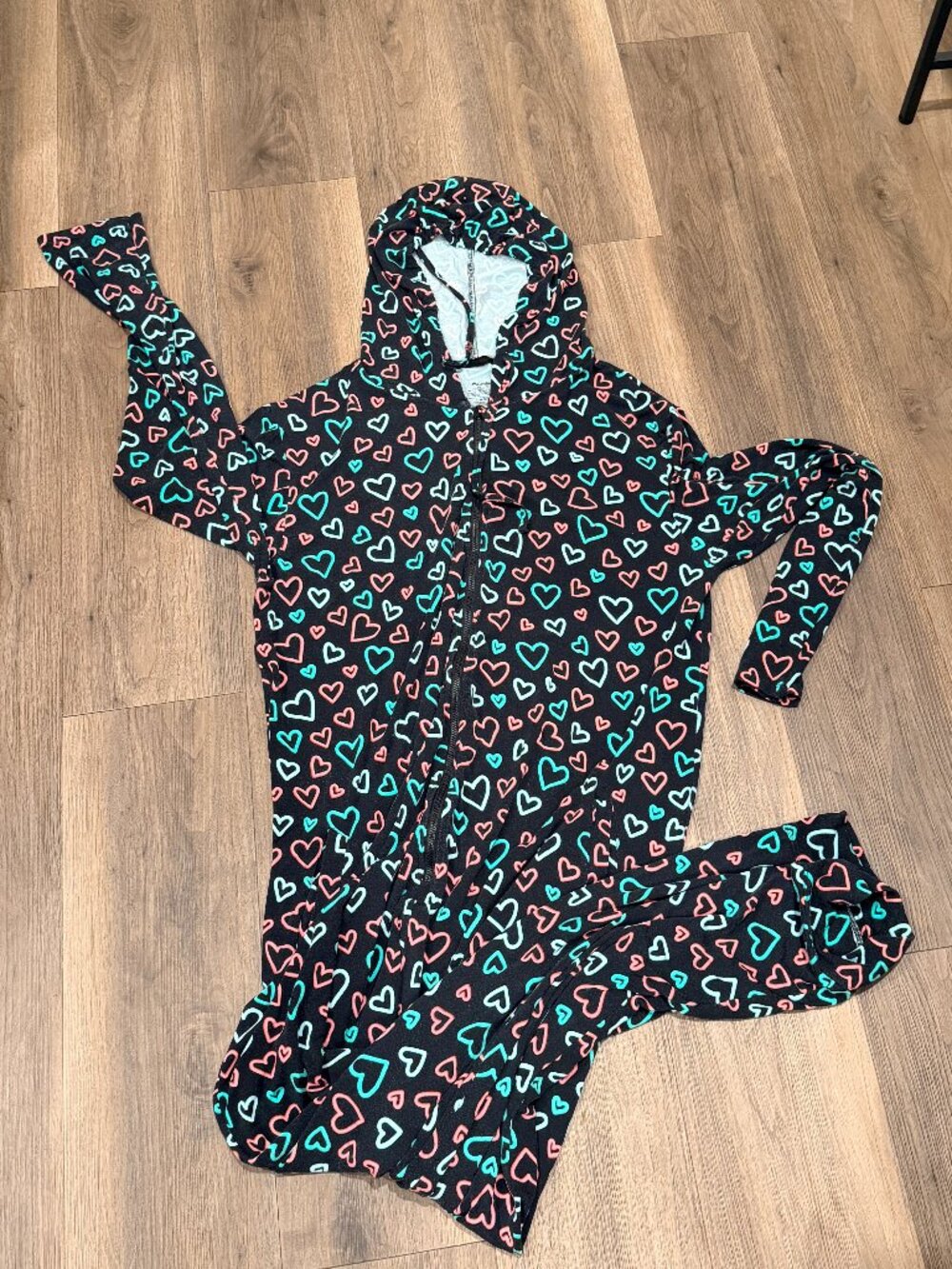 MeUndies Black Neon Heart Print Hooded Onesie Loungewear Pajama Size L/XL Unisex